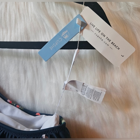 Cupshe Ellis Riviera Floral & Stripes Ruffled Asymmetrical Swimsuit - Picture 6 of 9